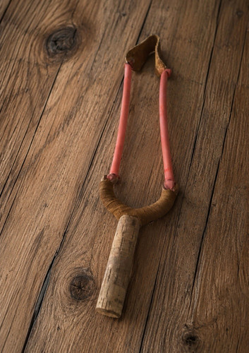 Wooden handheld catapult - handheld,