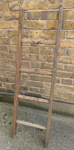 Vintage wood 4 rung - ,