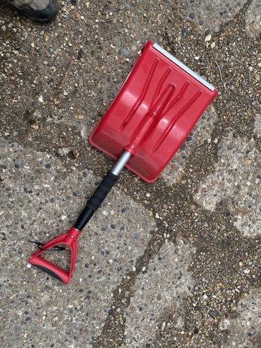 Collapsible snow shovel - collapsible,