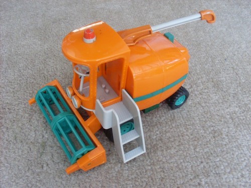 Little red tractor toy - little,