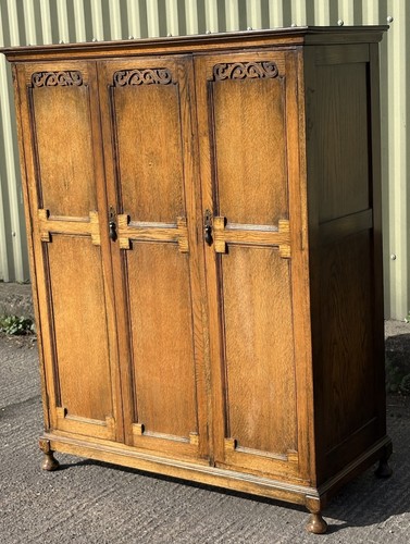 Superb carved oak arts - oak, &