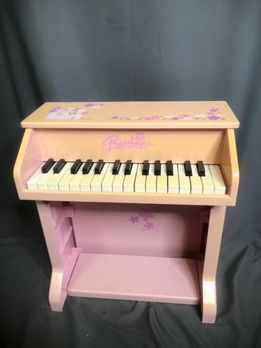 Barbie schoenhut style upright - barbie,