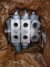 DAVID BROWN TRACTOR FD90 GD90 LOADER DOUBLE ACTING SPOOL VALVE ASY K776927