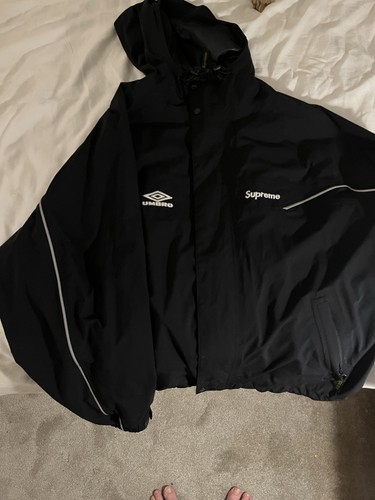 Supreme umbro men track - x,