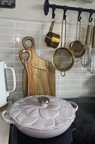 Creuset floral cast iron - le,