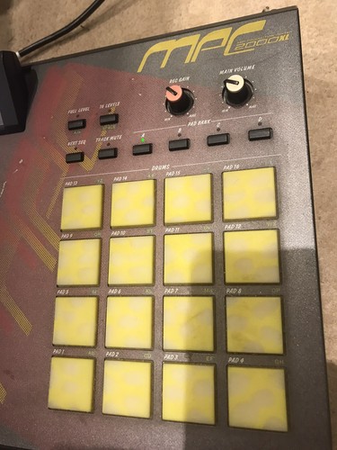 Akai mpc 2000 ltd - 2000, xl