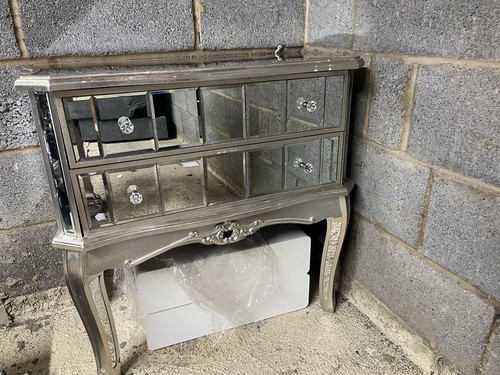 Mirrored shabby chic - mirrored,