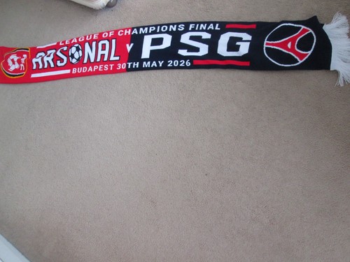 Arsenal g champions - p,