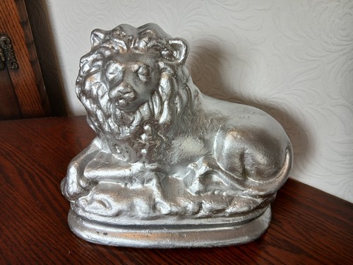 28cm victorian lion garden - 28cm,