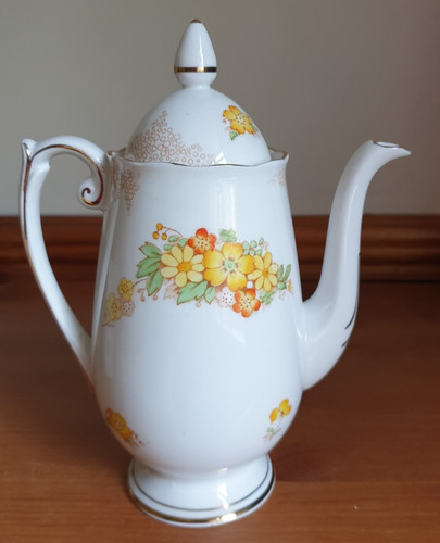 Small vintage roslyn china - roslyn,