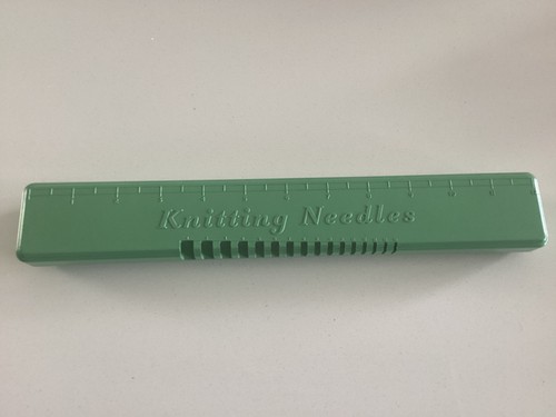 Vintage bakelite knitting