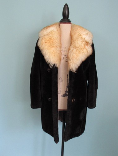 Size vintage faux fur coat - vintage,