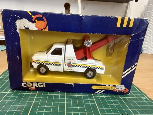 Corgi 1140 ford police - 1140/1,