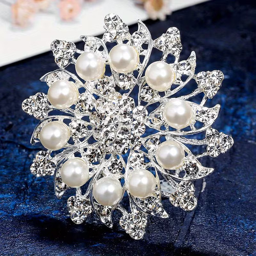 Silvery pearl crystal flower - silvery,
