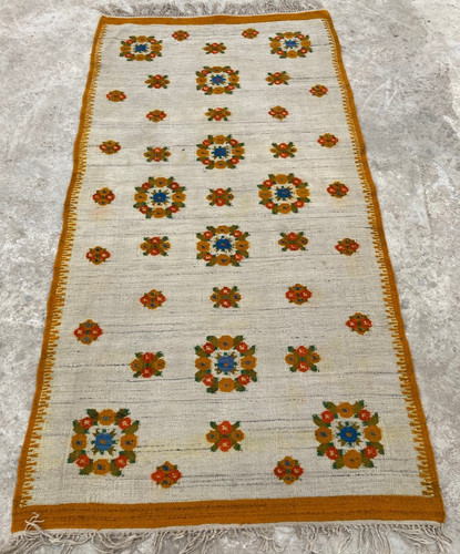 Vintage traditional handmade - traditional,