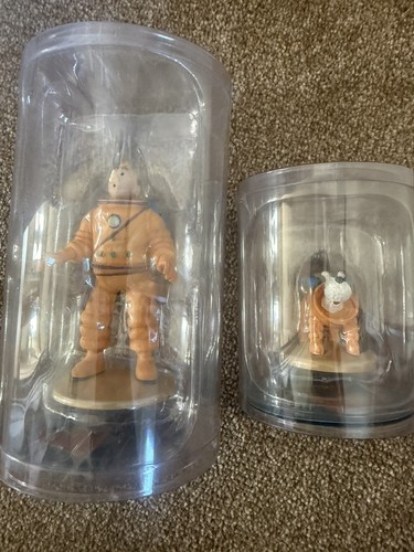 Tintin and snowy cosmonaut - tintin,