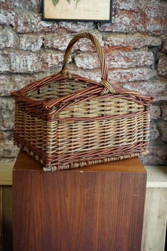Vintage large sturdy - large,
