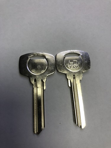 Yale y32a patented - 2,