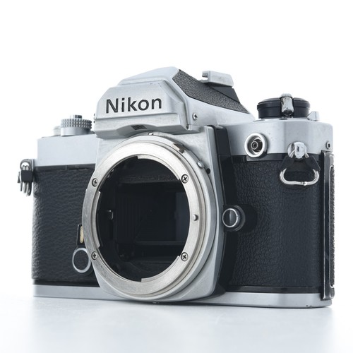 Nikon silver 35mm slr - nikon,