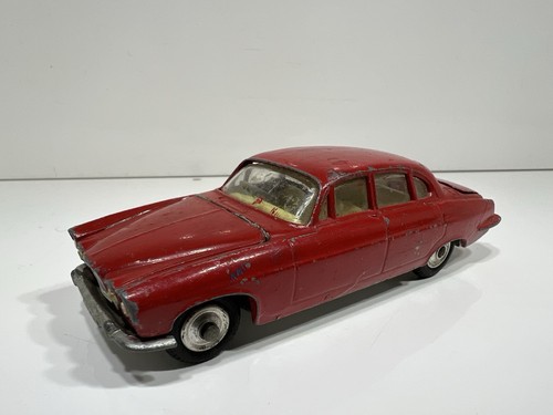 Corgi toys jaguar mark - toys,