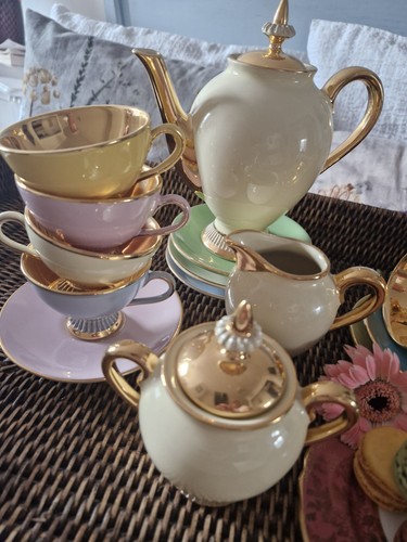 Stunning harlequine tea set - harlequine,