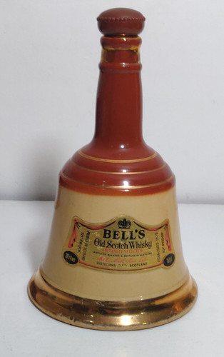 Large vintage bells scotch - large,