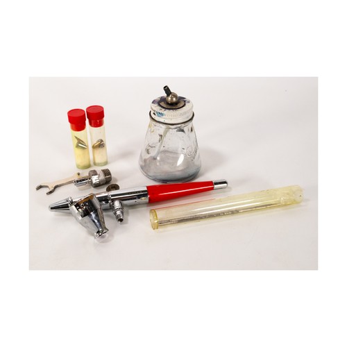 Paasche airbrush single - paasche, action