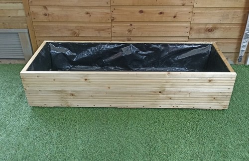 Low level garden pond aquatic - low,