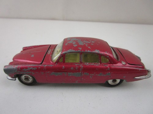 Vintage corgi 238 jaguar - corgi,