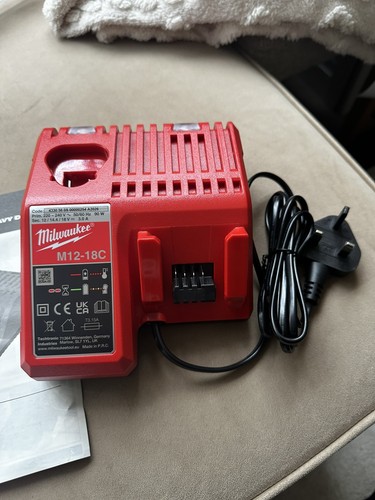 Milwaukee genuine m12 18c - milwaukee,