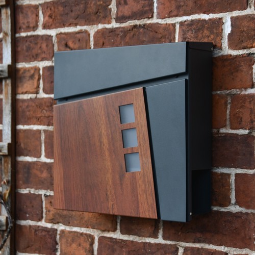 Haines wood panelling - 'haines', black