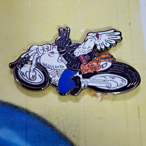 Vintage ogri enamel pin badge - vintage,