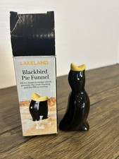 Lakeland Ceramic Black Bird Pie Funnel Boxed SR7