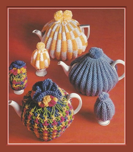 Tea and egg - cosies, knitting