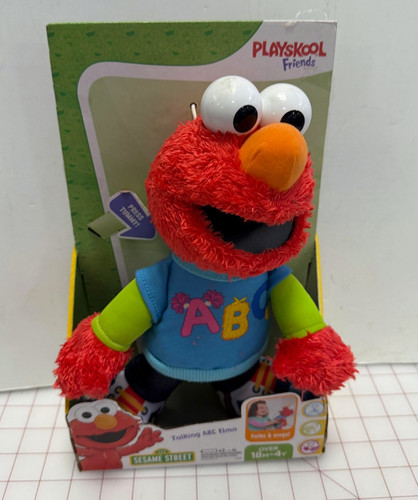 Sesame street talking - street, elmo
