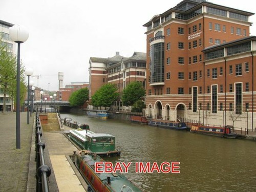 Photo temple quay narrowboats - photo,