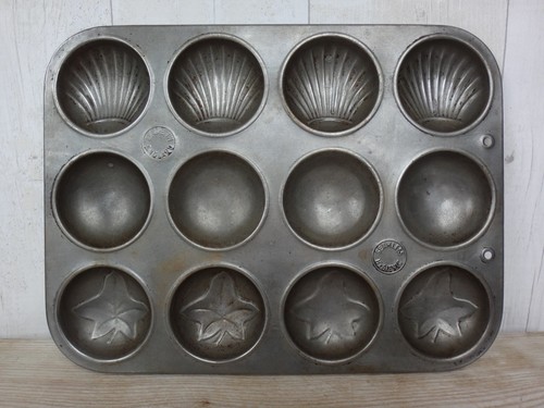 Vintage cake bun - baking,