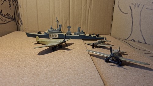 Toy models ww2 - toy, and