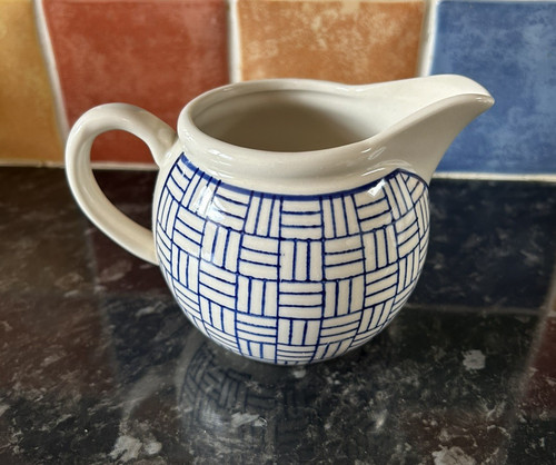 Milk jug london pottery - milk,