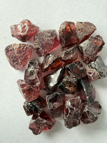Natural garnet lot - garnet,