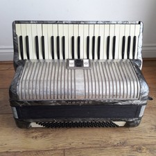 Vintage Hohner Contessa II