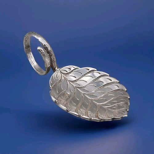 Beautiful solid silver leaf - silver,
