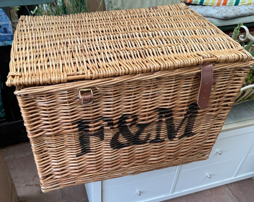 Fortnum mason hamper - f&m, &