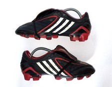 Adidas Predator Powerswerve