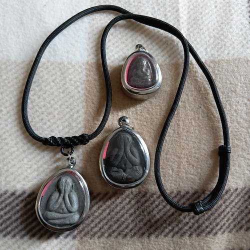 Thai buddha clay amulets 3 - buddha,
