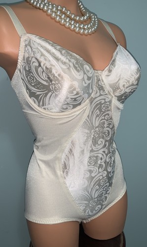 Vtg glossy stretch satin - vtg,