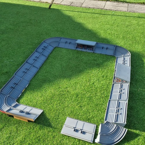 Subbuteo stands 2 have - ,