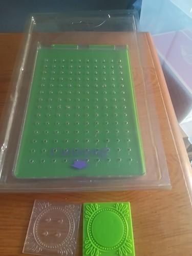 Cuttlebug embossing folder - cuttlebug.,