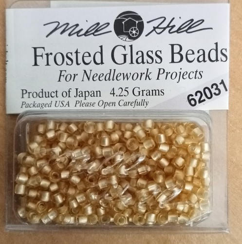 Mill hill frosted glass - hill, beads