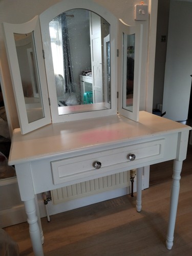 Modern white dressing table - modern,